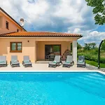Villa Dora N
