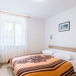 Miranda - Johan Ground Floor - Mpolo