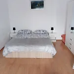 Studio Bella