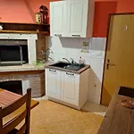 Apartment Red Romantic 2-1