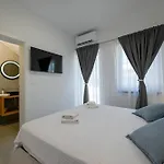 Villa Ely