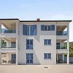 Valentino Apartments