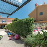 Casa Marlen In Rovinjsko Selo - Haus Fuer 4 Personen