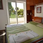 Comfortable And Sunny Rovinj Apartment