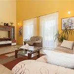 3 Bedroom Amazing Home In Pula