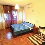 1 Bedroom Awesome Apartment In Pula