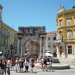 1 Bedroom Awesome Apartment In Pula