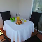 Apartment Liznjan 1