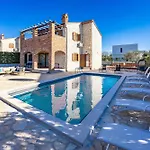 Paradis Villa Ana