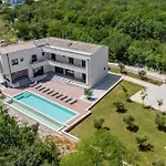 Beautiful Home In Burjaki With Sauna