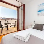 Apartments Luce
