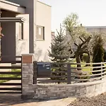 Villa Lily