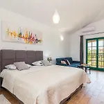 Villa Boris