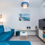 Pool Apartment Sax