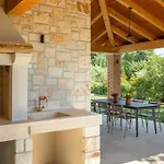Villa Petra - Fully Equipped For Relaxing Holiday
