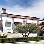 Apartments In Porec - Istrien 40311