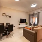 Casa Del Mar Apartments