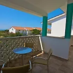 Kazela Apartments