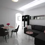Ferienwohnung Sabina, 2 Schlafzimmer, Am Waldrand