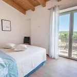 Villa Violette Mit Pool Nahe Stadtzentrum