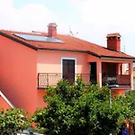 Appartement Silva Mit Terrasse, Garten Und Grill