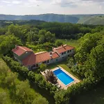 Gemuetliches Ferienhaus In Ruzici Mit Offenem Kamin