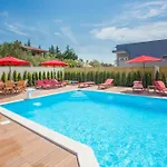 Ferienwohnung Birikina 3 Bei Porec Mit Pool