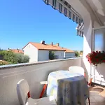Ferienwohnung Leticija In Porec Mit Parkplatz