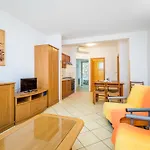 Ferienwohnung Mit Terrasse