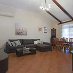 Ferienhaus Marlena Mit Pool
