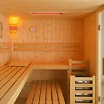 Villa Nicole Fuer 10 Personen In Banjole