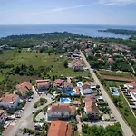 Ferienwohnung Paradiso 3 Fuer 2 Personen Mit Pool