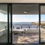 Sunset Bay Apartment With Pool In Medulin