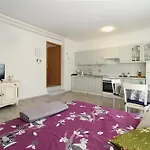 Apartments Vesna 1236