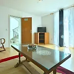 Klimatisiertes Ferienhaus Maria Mit Pool