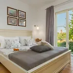 Villa Nar Mit Pool Und Panoramameerblick Bei Porec