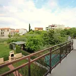 Haus Viktoria In Porec Mit Garten In Strandnaehe