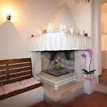Residence Livija 2 Mit Pool In Strandnaehe