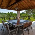 Villa Lv