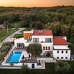 Stylish Villa Pedena With A Pool And A Gym