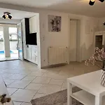 Villa Nala