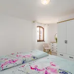 Ferienwohnung Livija 4 Mit Pool Und Meerblick