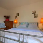 Strandnahes Ferienhaus Lavanda Mit Schoenem Garten