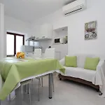Apartments Luna
