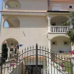 Apartments Rose