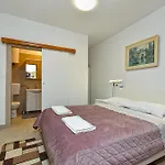 Rooms Bale 2150
