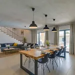 Modern Villa Amoroso With Pool In Porec