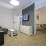 Apartment Dragomir 1052