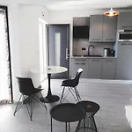 Sea View K Apartments