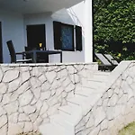 Sea View K Apartments